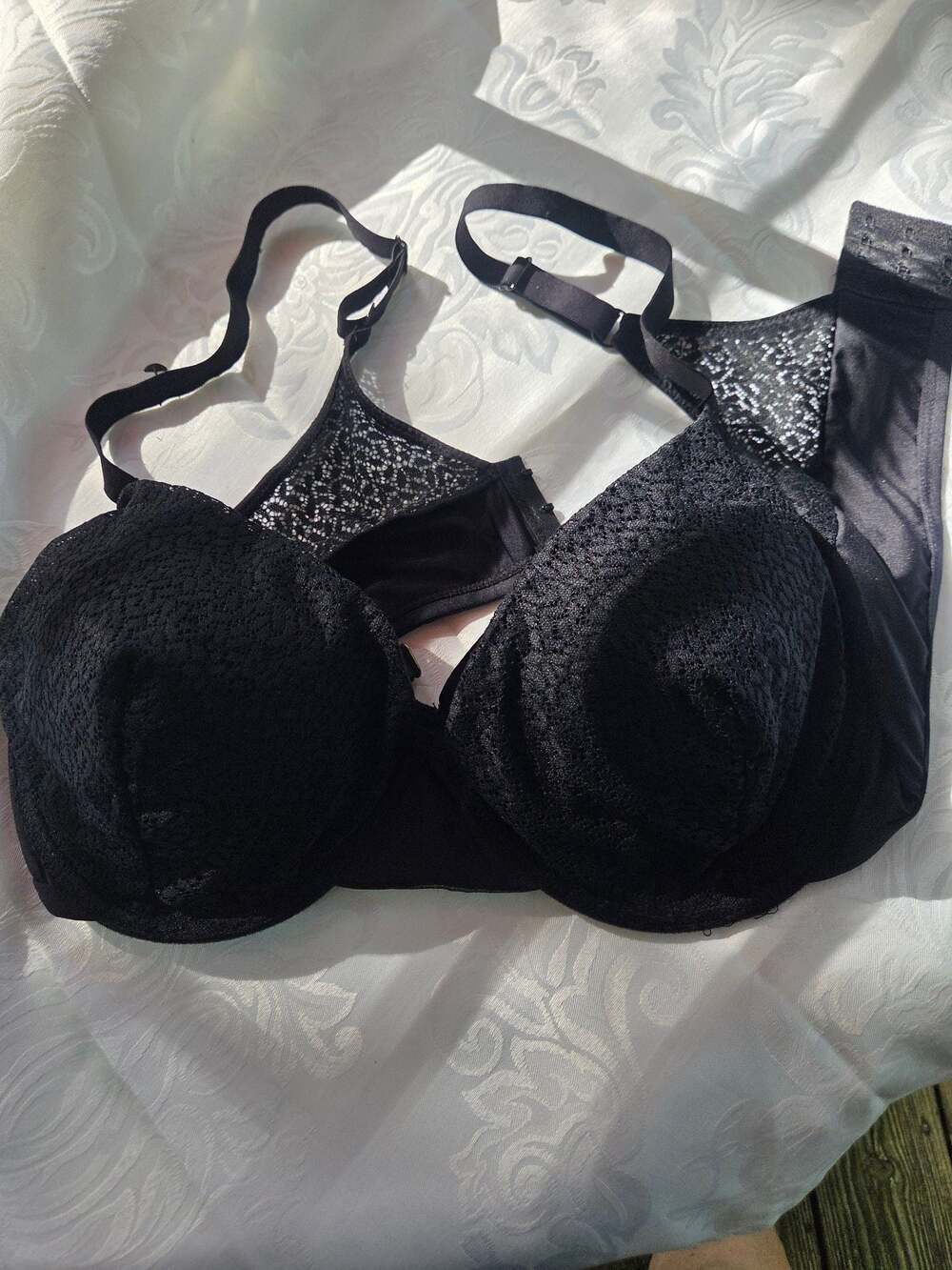 Anne Klein Black Lace Underwire Bra, Size 42C